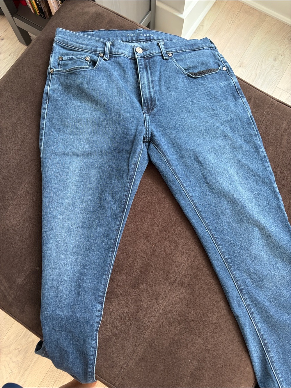 Mott & Bow Slim Straight Jeans in Medium Blue 34x30 Slim